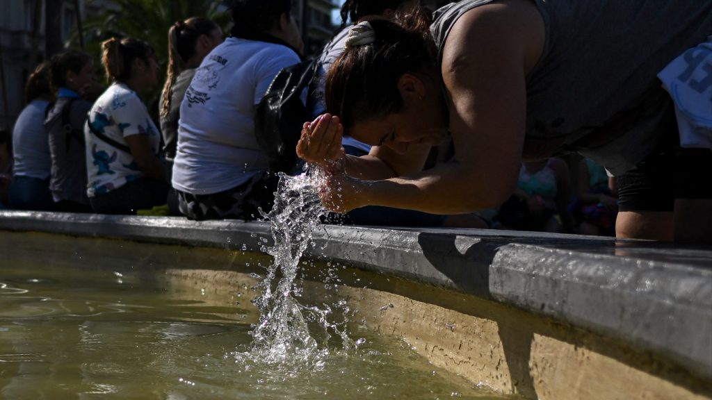 Sensação térmica supera 50ºC na Argentina e calor vai aumentar