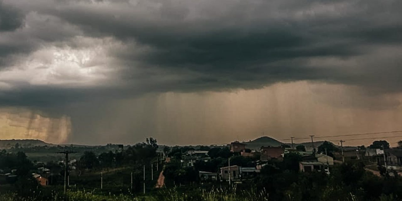<span class="entry-title-primary">Previsão do tempo: abril começa com sol, calor e chuva no Sul do Brasil</span> <h2 class="entry-subtitle">Previsão do tempo da MetSul indica continuidade do calor no Sul do Brasil com chance de chuva em algumas regiões </h2>
