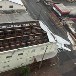 Temporais com vendavais voltam a causar estragos e deixam feridos