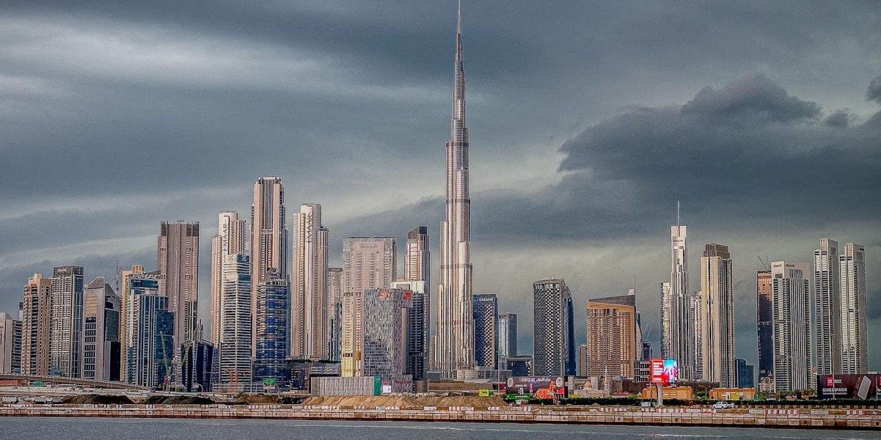 <span class="entry-title-primary">Verificamos: semeadura de nuvens causou o dilúvio em Dubai?</span> <h2 class="entry-subtitle">Análises publicadas na imprensa e em contas especializadas em clima atribuíram o dilúvio em Dubai em parte à semeadura das nuvens</h2>