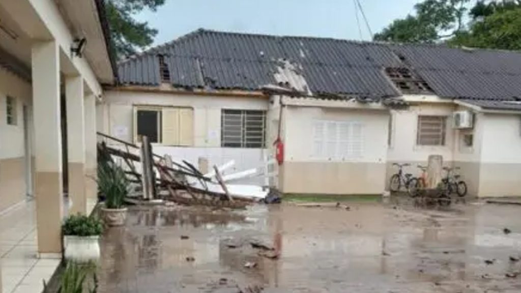 Frente fria avança com alívio no calor e traz chuva muito irregular