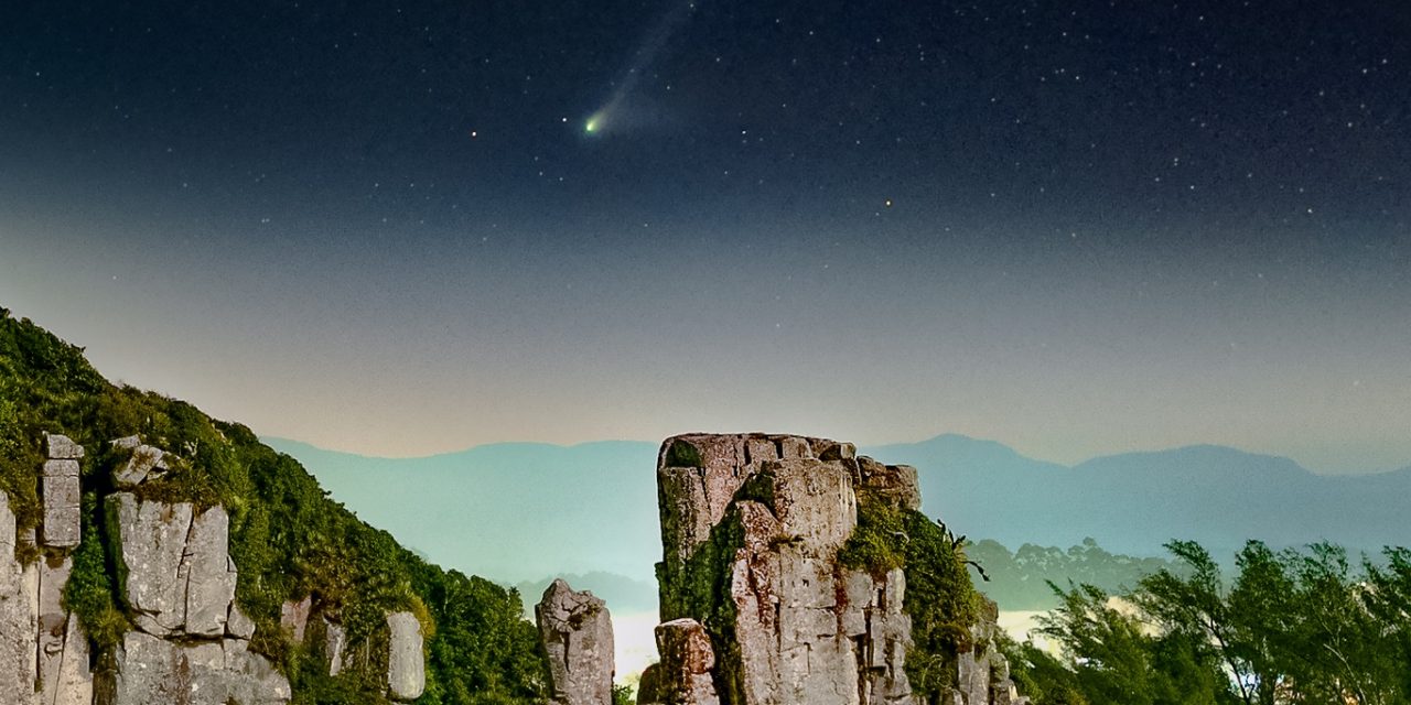 <span class="entry-title-primary">Novas imagens mostram o “Cometa do Diabo” no céu do Rio Grande do Sul</span> <h2 class="entry-subtitle">Cometa 12P/Pons-Brooks ou "Cometa do Diabo" está perto do seu momento de brilho máximo com a maior proximidade do sol </h2>
