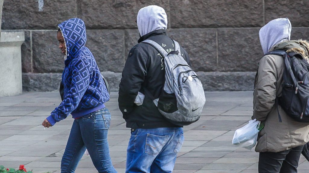 Outono aparece e frio marca o começo da quinta-feira no Sul do Brasil