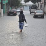 Chuva sem trégua em Porto Alegre: já choveu 165 mm e vem muito mais