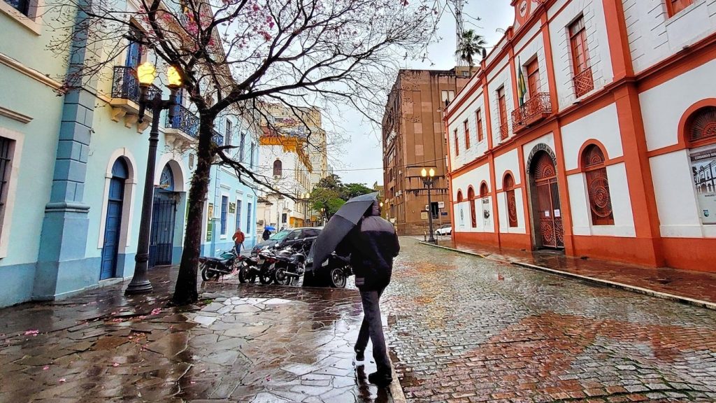 Chuva prossegue no Rio Grande do Sul e Santa Catarina nesta sexta-feira