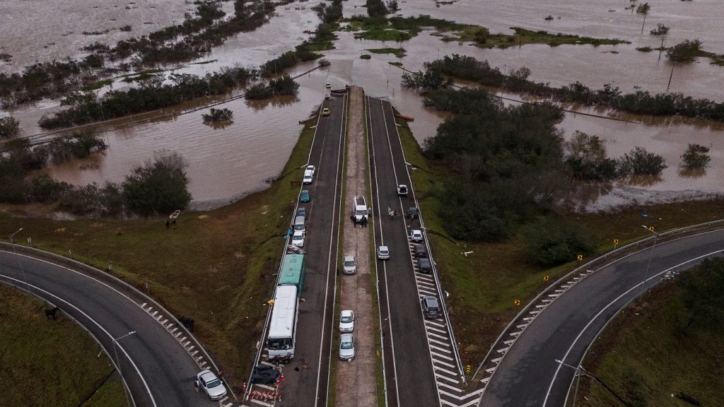 Novos episódios de chuva vão prolongar drama no Rio Grande do Sul