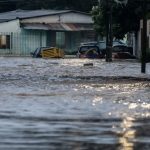 Drama em Porto Alegre: chuva, vento, frio e Guaíba mais alto nesta sexta