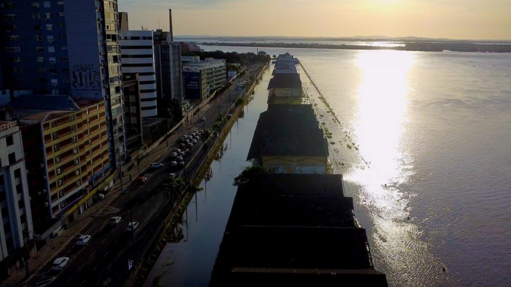 Cheia do Guaíba será muito grave e ficará entre as maiores da história
