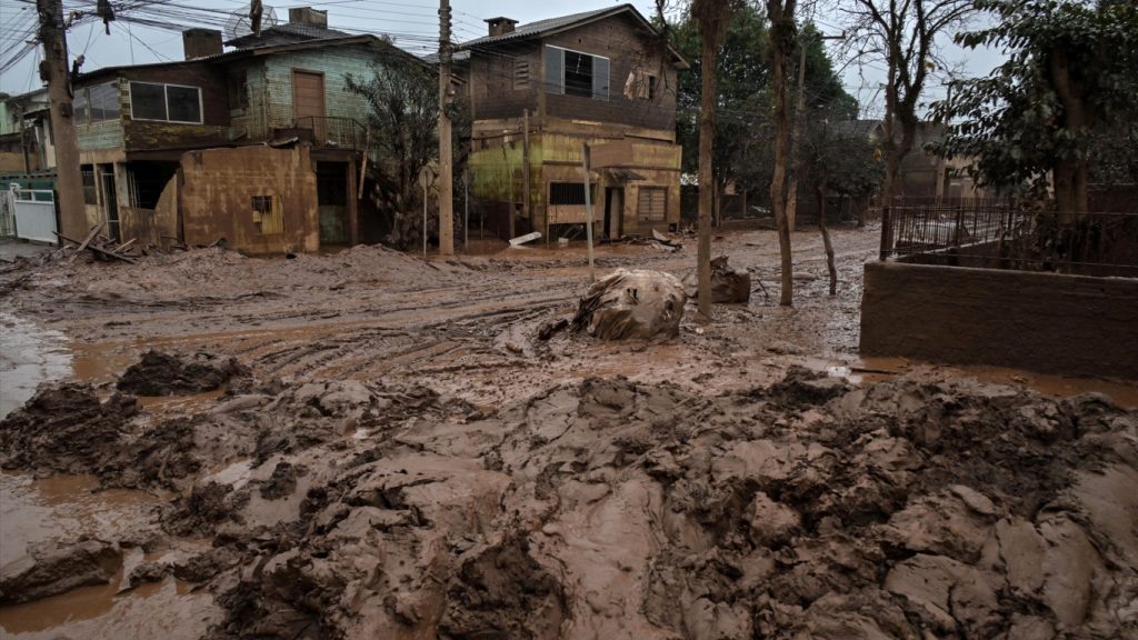 Uma região coberta por lama no Rio Grande do Sul; confira as imagens
