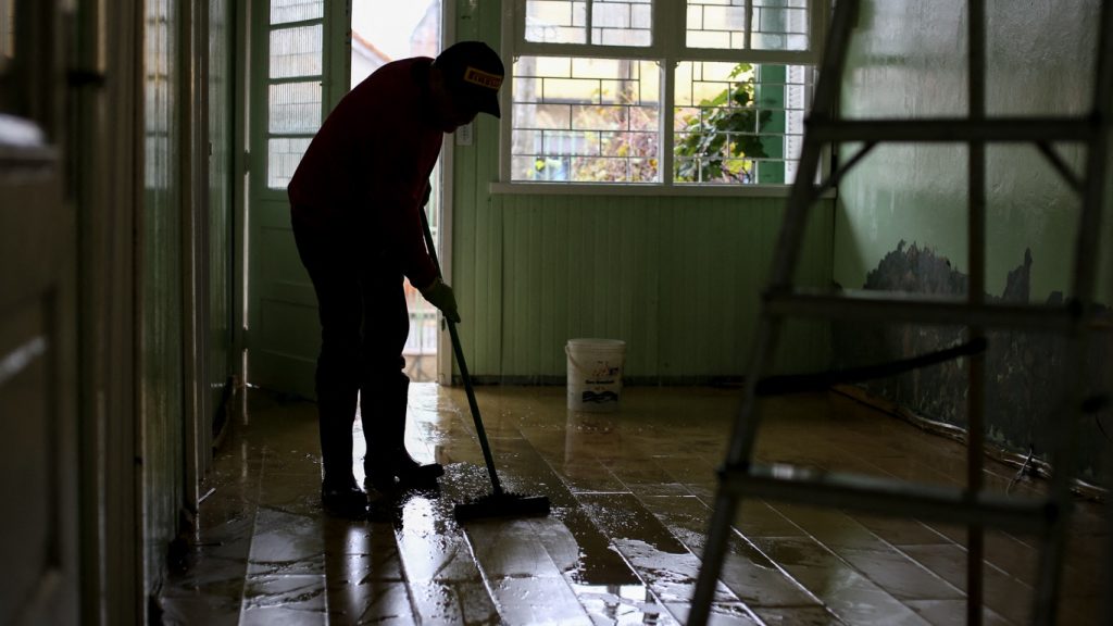 Previsão do tempo: sexta e fim de semana para limpeza e reconstrução