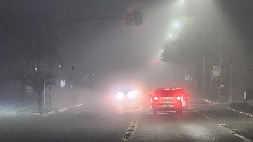 Entenda o que está causando os sucessivos dias de nevoeiro