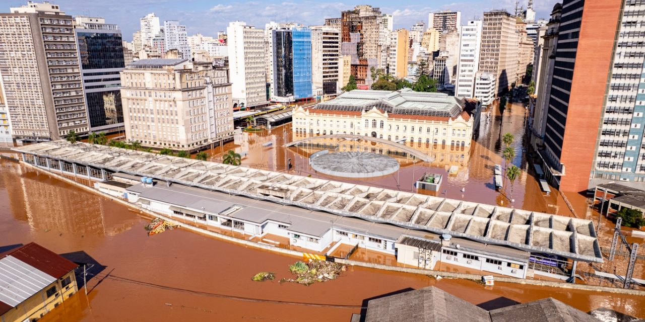 <span class="entry-title-primary">Porto Alegre supera enchente de 1941 pela segunda vez em dez dias</span> <h2 class="entry-subtitle">Pico da enchente de 1941, até então a maior da história, voltou a ser superado em Porto Alegre no começo da manhã de hoje </h2>