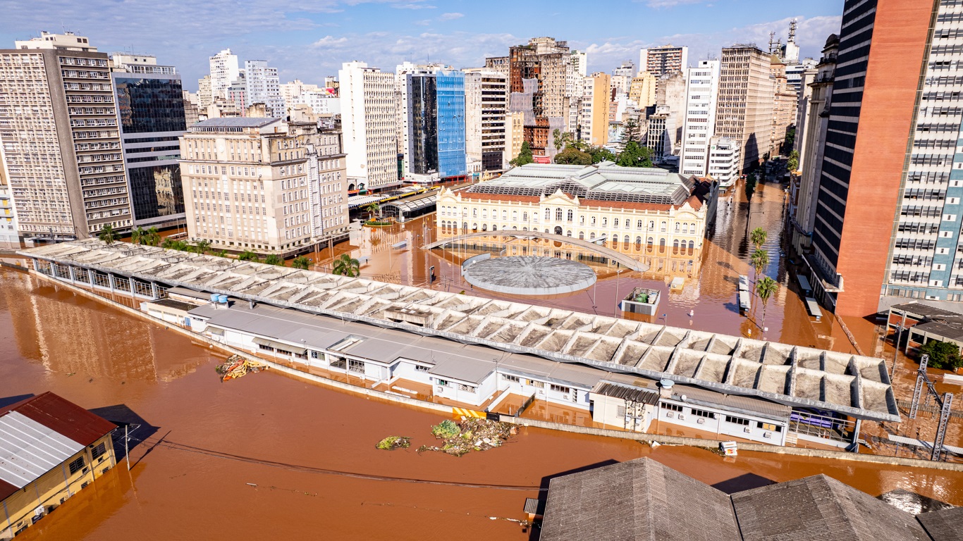 <span class="entry-title-primary">Porto Alegre supera enchente de 1941 pela segunda vez em dez dias</span> <h2 class="entry-subtitle">Pico da enchente de 1941, até então a maior da história, voltou a ser superado em Porto Alegre no começo da manhã de hoje </h2>