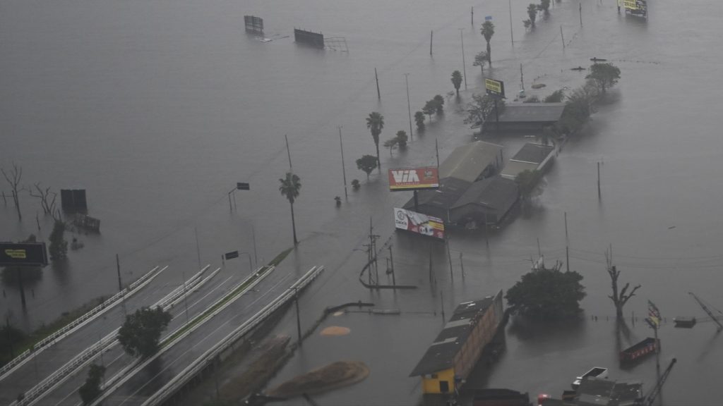 Chuva já atinge 150 mm e rios voltam a subir com repique de cheias