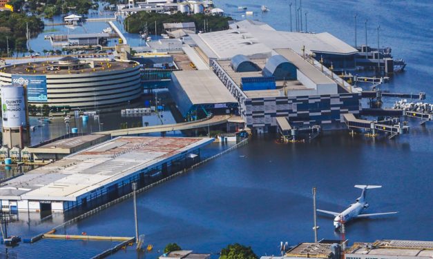 Novas imagens aéreas mostram aeroporto de Porto Alegre sob as águas