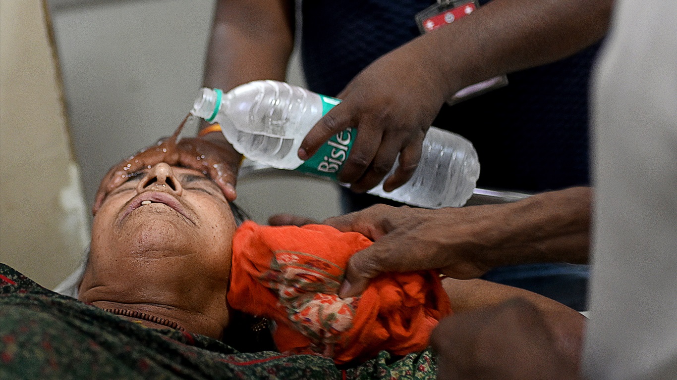 India enfrenta a onda de calor mais longa já registrada no país