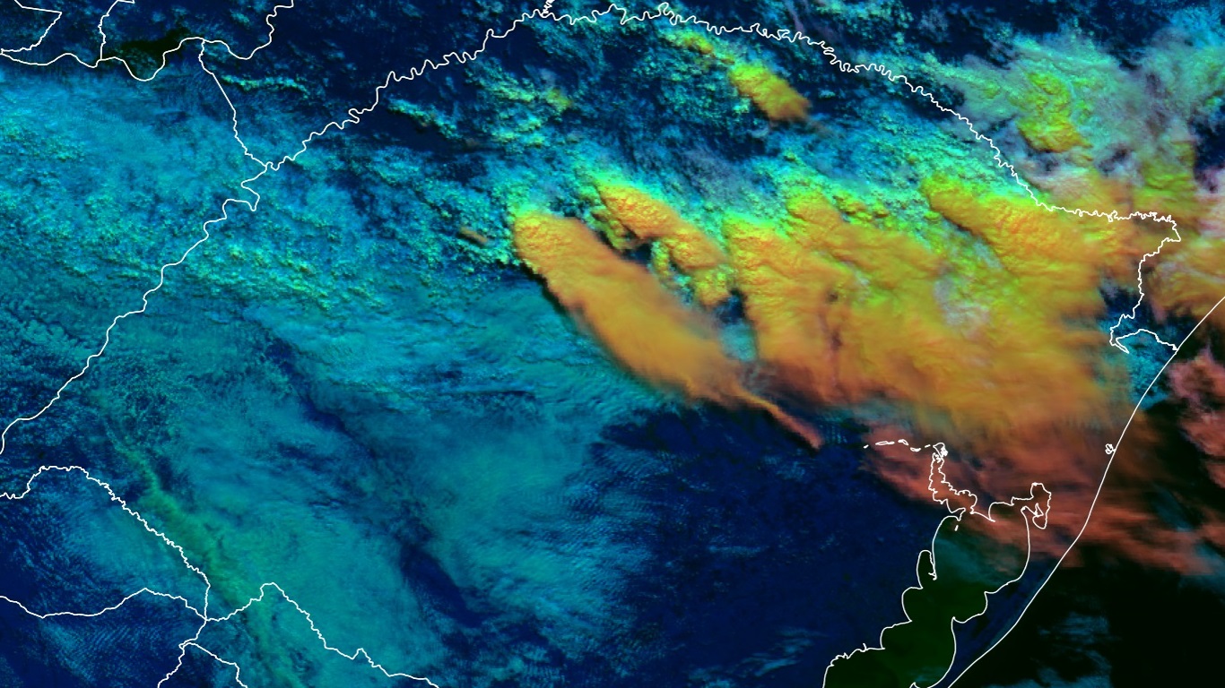 <span class="entry-title-primary">Chuva avançará de Norte para Sul com pancadas localmente fortes</span> <h2 class="entry-subtitle">Chuva voltará a atingir a maioria das regiões gaúchas entre o fim do dia e o começo da quarta com pancadas localmente fortes </h2>