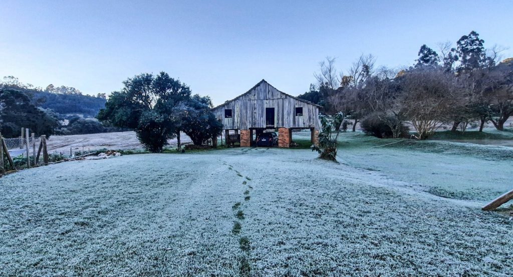 Terceira massa de ar polar de junho avançará nesta semana