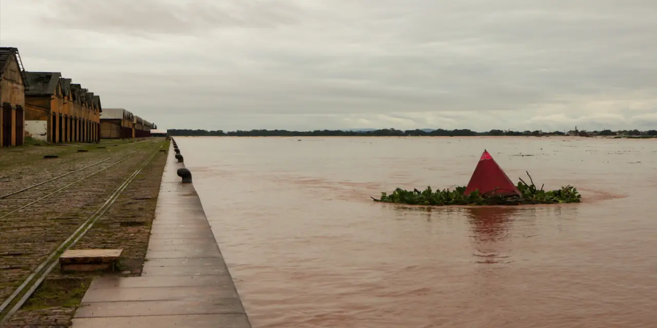 <span class="entry-title-primary">Como está o nível do Guaíba nesta sexta-feira e o que esperar</span> <h2 class="entry-subtitle">Saiba como estão hoje as condições do Guaíba em Porto Alegre e veja o que esperar para os próximos dias </h2>