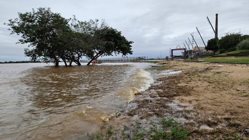 Guaíba recua hoje e voltará a subir no fim de semana