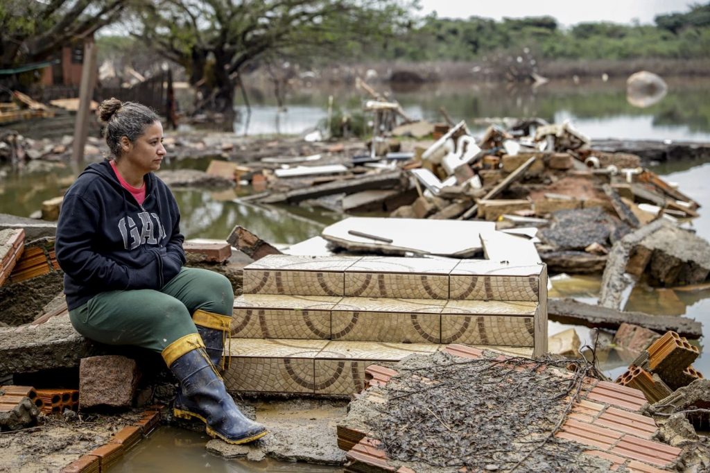 Fotos: dois meses de enchente e desastre humanitário nas ilhas