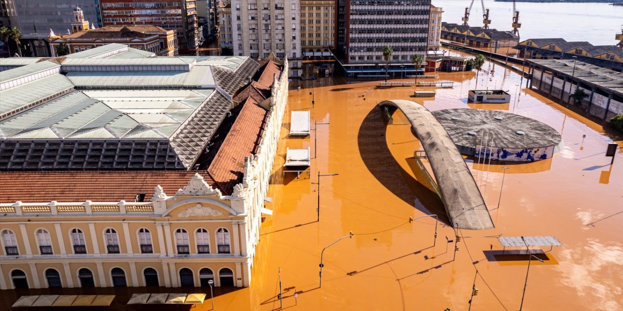 <span class="entry-title-primary">Os espantosos números da chuva de maio em Porto Alegre</span> <h2 class="entry-subtitle">Veja levantamento da MetSul com base em dados oficiais e a estatística histórica de chuva de Porto Alegre que foi reescrita </h2>