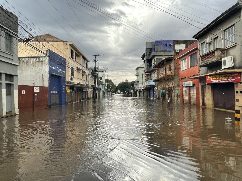 Direto das ruas: Quarto Distrito de Porto Alegre volta a alagar