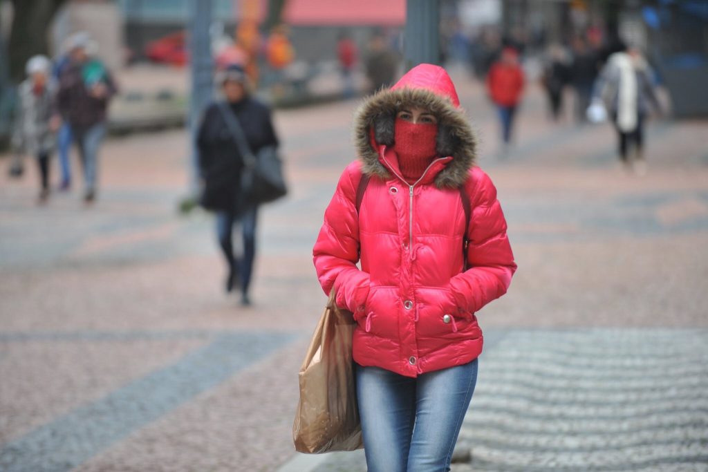 Frio marcará a sexta-feira antes do reforço de ar polar no fim de semana
