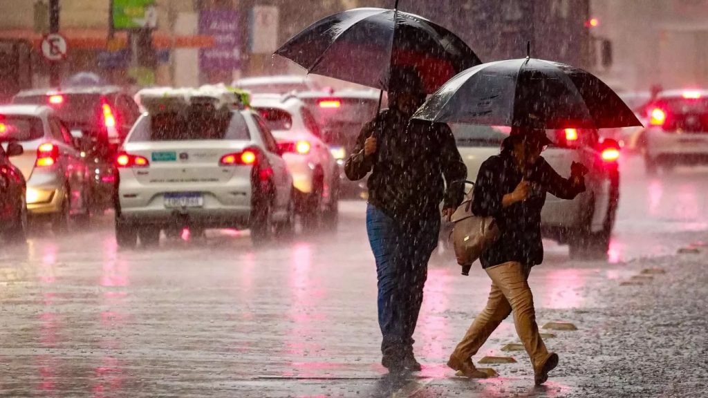 Chuva retorna a partir desta quarta-feira; saiba o que esperar