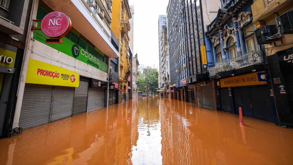 Como está o Guaíba dois meses após ter avançado sobre Porto Alegre