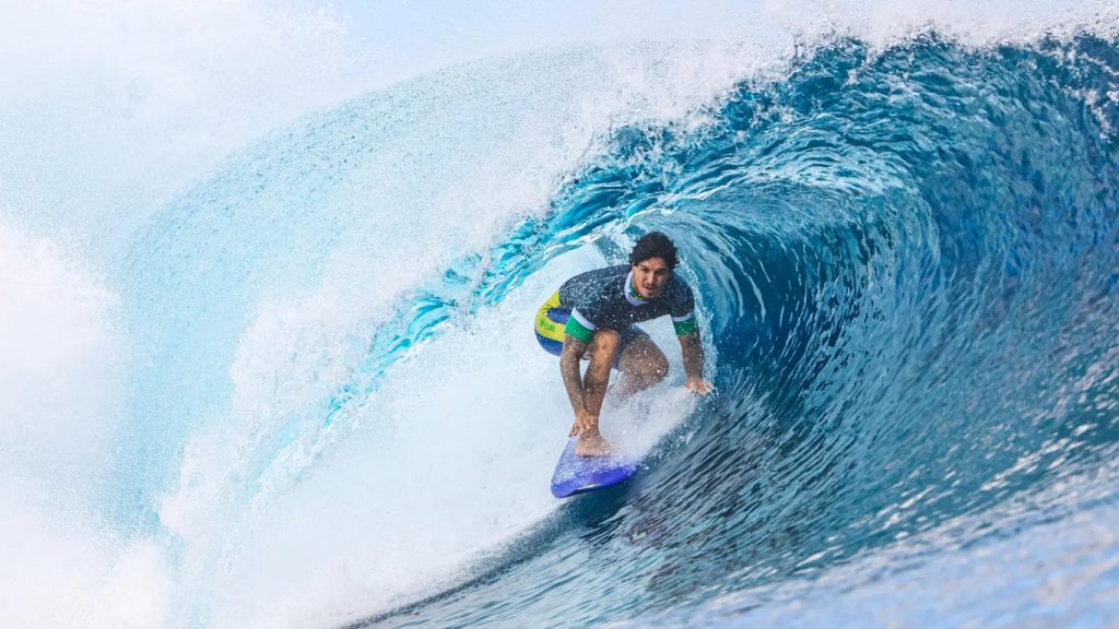 No clima dos jogos: chuva adia skate e Brazilian Storm começa no Taiti