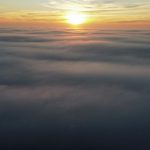 Nevoeiro, nuvens baixas e frio de 1ºC