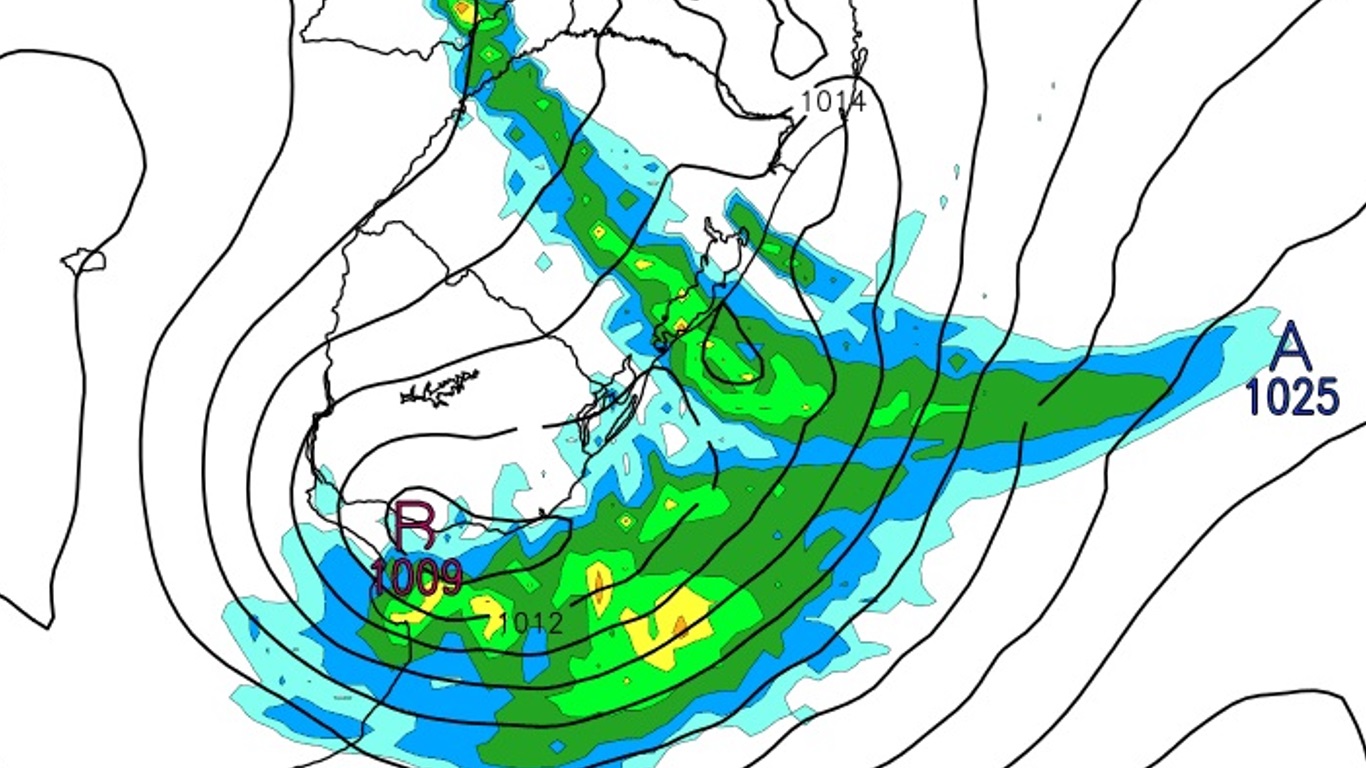 <span class="entry-title-primary">Ciclone muda o tempo no fim de semana e reforça ingresso de fumaça</span> <h2 class="entry-subtitle">Ciclone extratropical se forma neste fim de semana no Prata, trará chuva no Rio Grande do Sul e antes reforçará ingresso de fumaça</h2>