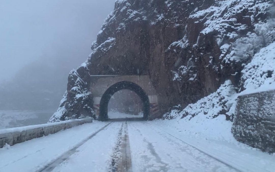 Avanço de ar frio traz forte neve nos Andes da Argentina e Chile Massa de ar frio de fraca intensidade com perturbação em níveis médios da atmosfera causou neve nos Andes nas últimas horas