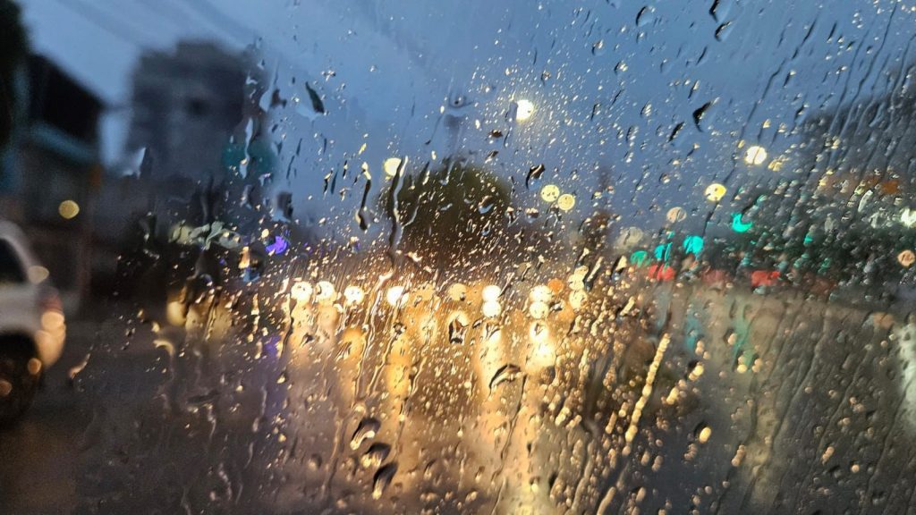 Chuva preta pode afetar a água em Porto Alegre? Saiba o que diz o DMAE