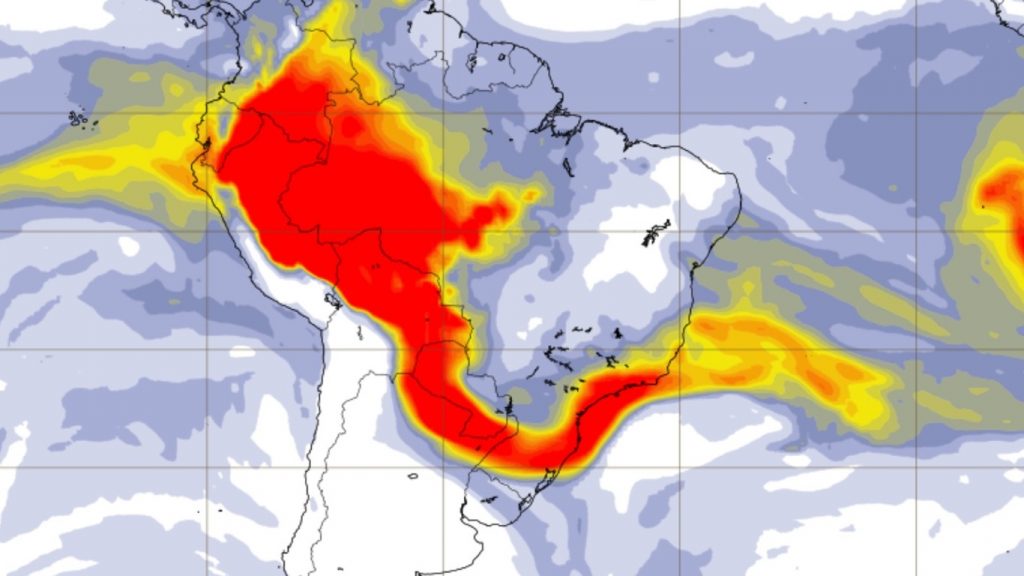 Fumaça de queimadas da Amazônia volta hoje ao Sul do Brasil