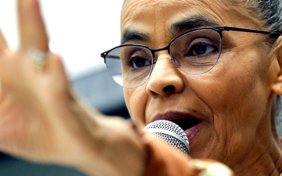 Brasil em chamas: Marina Silva denuncia “terrorismo” na onda de fogo Ministra do Meio Ambiente qualificou como "terrorismo" a onda de queimadas no Brasil em meio ao clima quente e seco