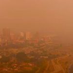 Brasileiro é acusado de incêndio gigante que cobre o Paraguai de fumaça