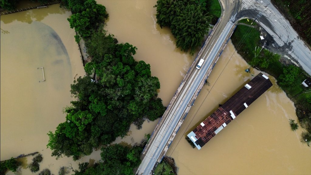 Chuva volumosa trará alagamentos e subida de rios no Sul do Brasil