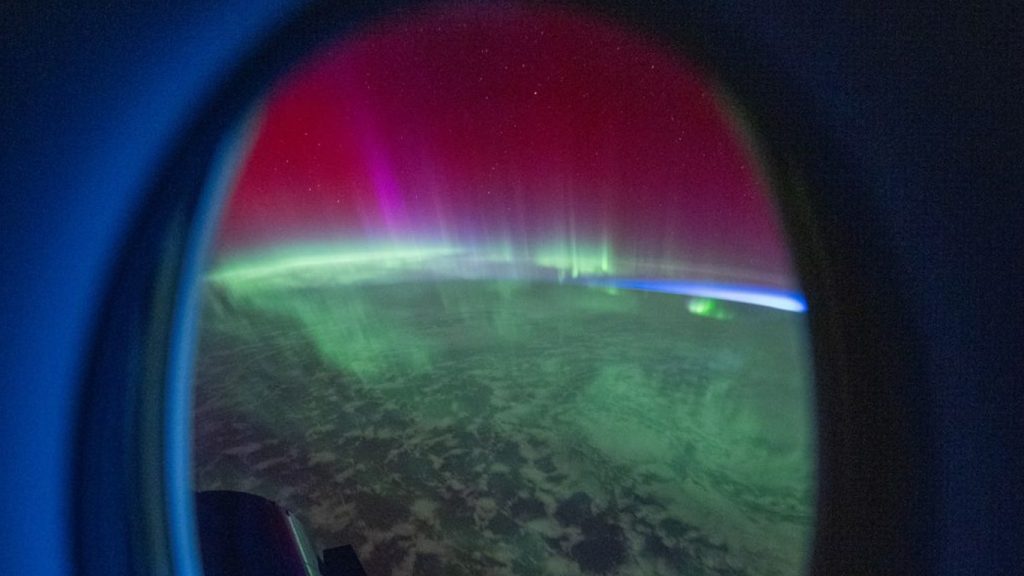 Astronauta faz incrível foto de tempestade solar na Terra