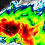 Frente fria chega ao Rio Grande do Sul com chuva, raios e vento
