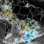 O Brasil como não se via há meses pelo satélite