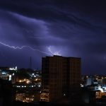 Vendaval atinge a fronteira gaúcha e há risco de novos temporais