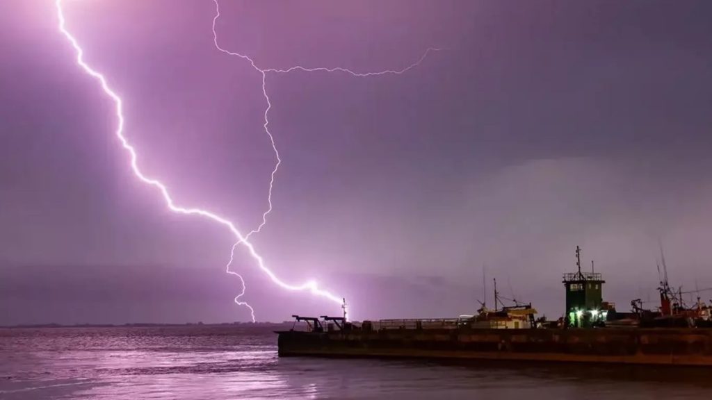 Instabilidade aumenta no Sul do Brasil com chuva e temporais isolados