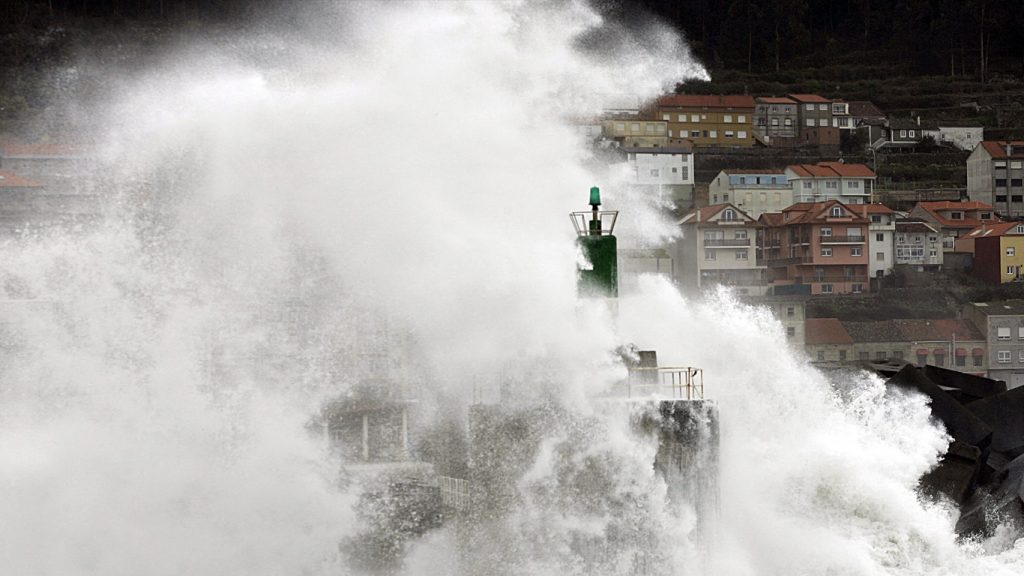 Tempestade traz vento recorde de 236 km/h na Península Ibérica