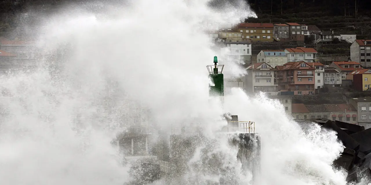 <span class="entry-title-primary">Tempestade traz vento recorde de 236 km/h na Península Ibérica</span> <h2 class="entry-subtitle">Tempestade Bert provocou rajadas de vento com força de um intenso furacão em área de maior altitude da  Espanha </h2>