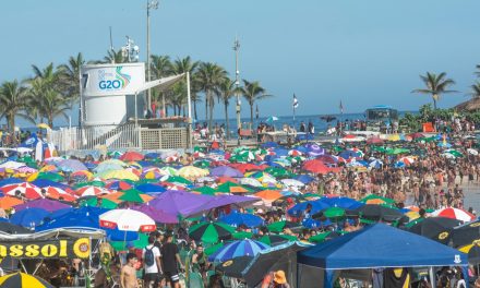 <span class="entry-title-primary">Rio de Janeiro vai seguir com sol, muito calor e praias cheias</span> <h2 class="entry-subtitle">Rio de Janeiro tem um feriadão muito prolongado pela reunião do G20 e seguirá com sol e calor intenso até amanhã </h2>