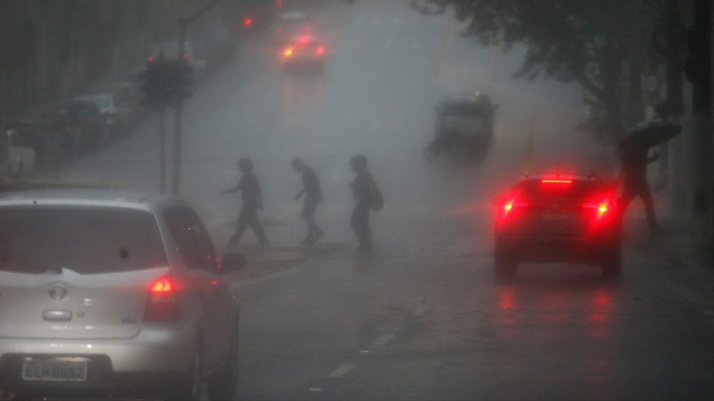 MetSul reforça alerta sobre chuva intensa em estados do Sudeste