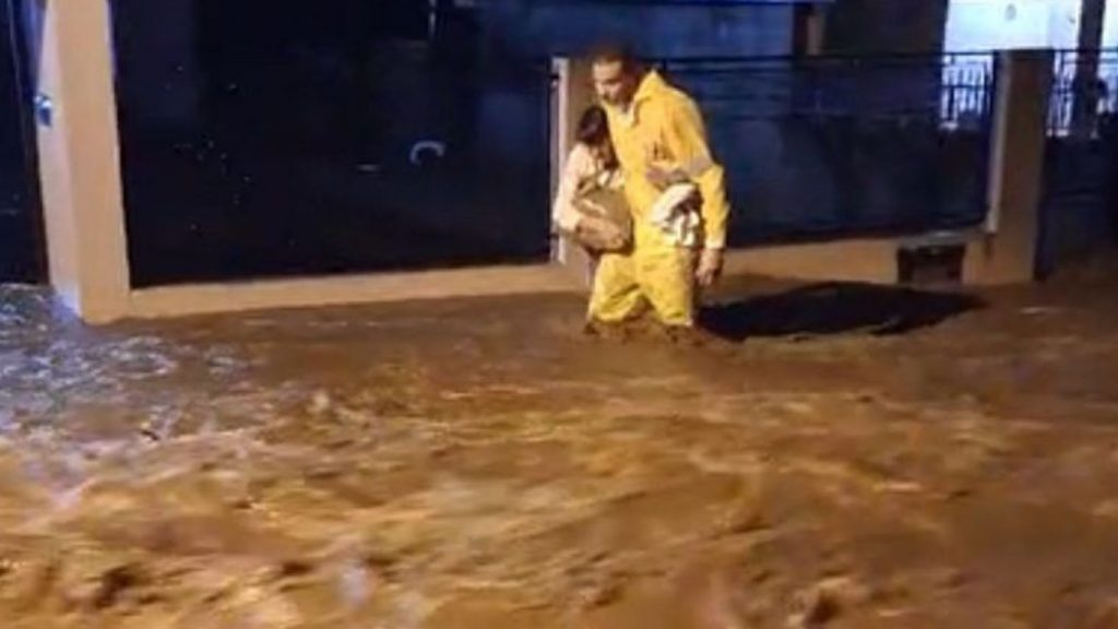 Chuva de até 160 mm causa inundações e estragos no Sul do Brasil