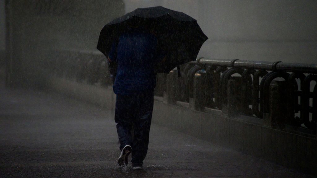 Frente fria traz perigo de chuva volumosa em São Paulo